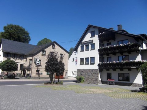 埃菲尔斯特博酒店餐厅(Hotel Restaurant Eifelstube)