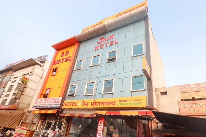 67212 Jain Hotels & Isbt Agra