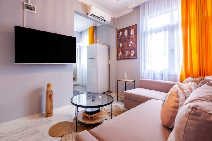 Gorgeous Flat Close to Bagdat Avenue in Kadikoy