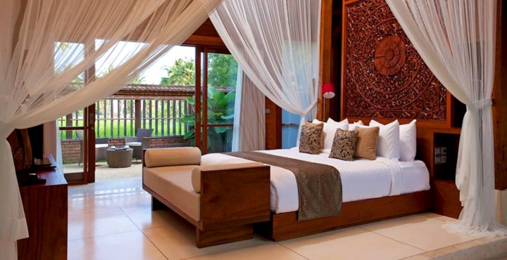 Fabulous Villa to Experience A Great Bali Life