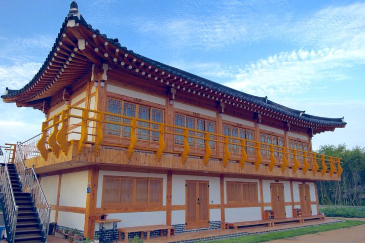 庆州5陵民宿(Gyeongju Oreung Hanok Guesthouse)