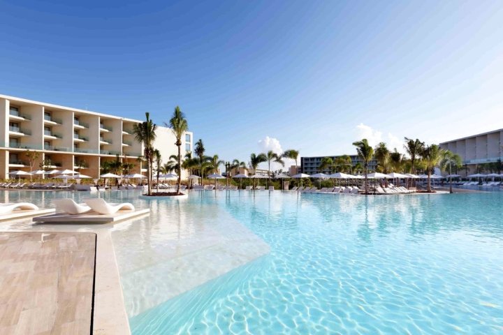 海岸帕拉迪姆水疗度假村-全包(Grand Palladium Costa Mujeres Resort & Spa - All Inclusive)