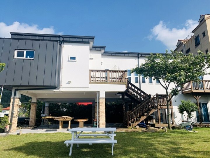 Jeju Aewol Sky Private House Pension