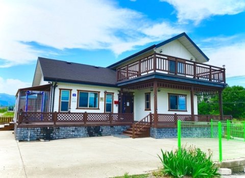 Goseong White Tree House Pension