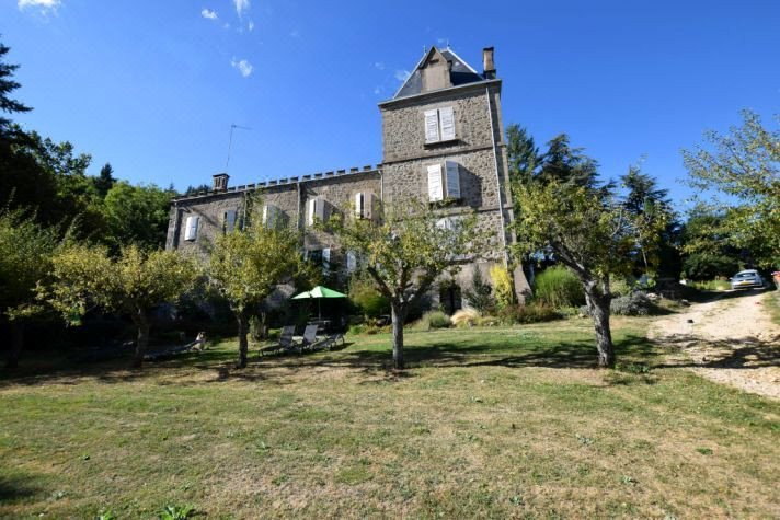 Saint-Prix 2间惊艳卧室独栋房屋(Appartement - château en Ardèche)