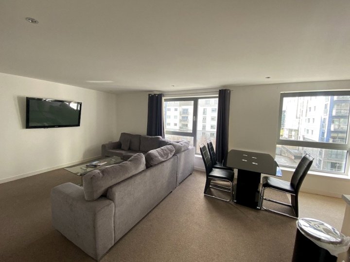 城市旅馆(The City Suites - Edinburgh Apartments For Rent)