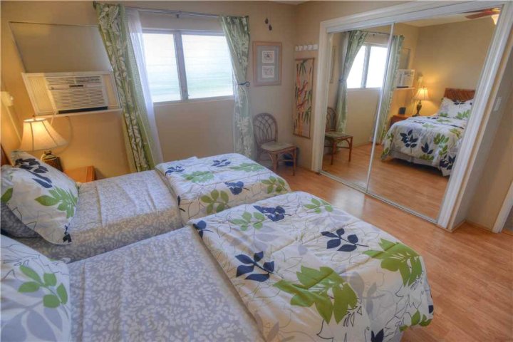 岛屿冲浪 312 两居海景公寓式客房酒店(Island Surf 312 - Two Bedroom Condo with Ocean View)