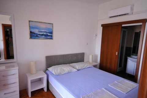Feel Like Home the Holiday You Deserve(Feel Like Home the Holiday You Deserve)