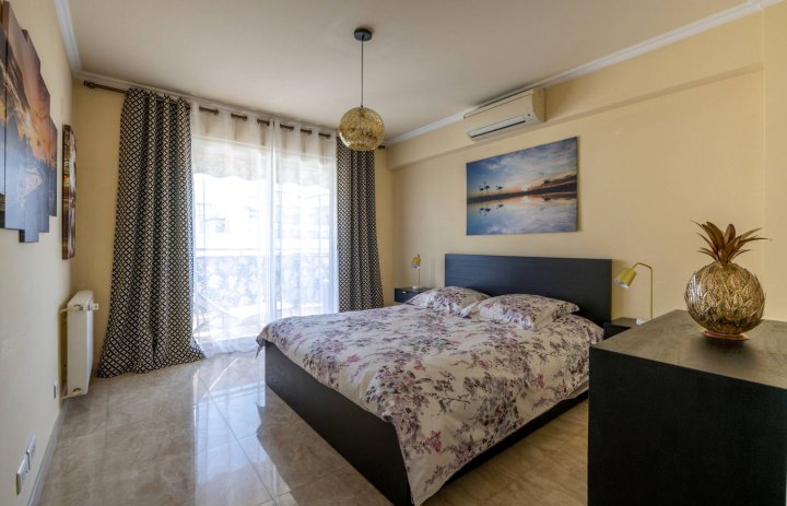 Air-Conditioned with A Beautiful Sea View Terrace