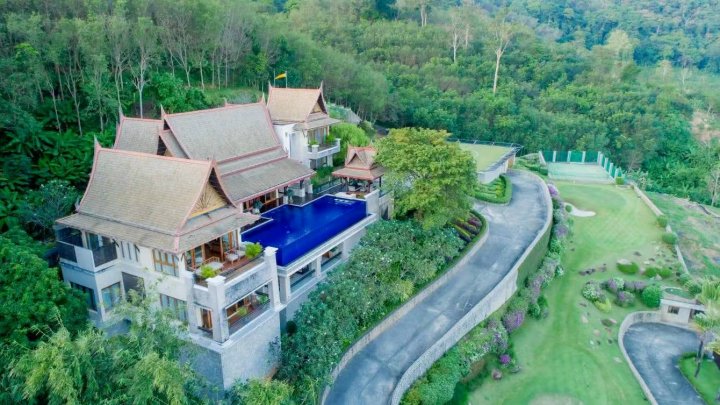 Phuket Mountain Golf Villa