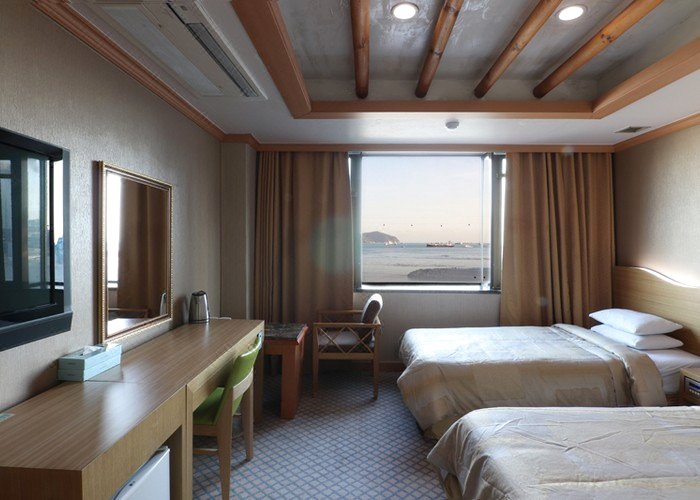 松岛海滩旅游者酒店(Songdo Beach Hotel)