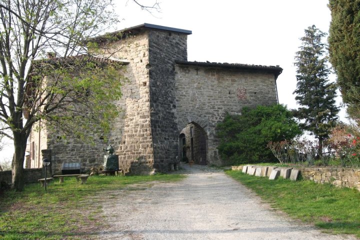 普莱萨提城堡住宿加早餐旅馆(B&B Castello Presati)