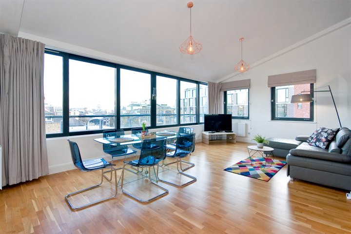 Sph Stunning 2 Bed Penthouse City Views Clerkenwell