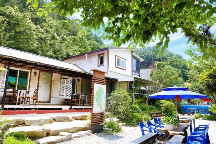 Gapyeong Eben Esel Pension