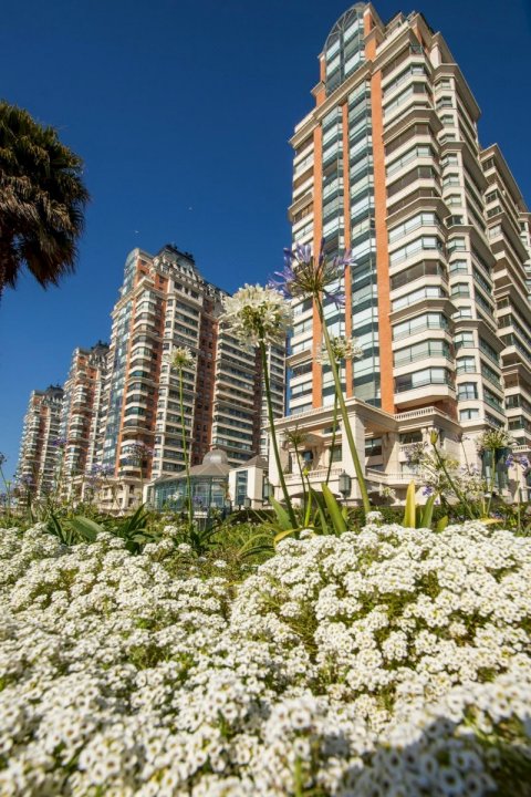 Ipanema Apartment - 4 Br, Beach View, Parking,Wifi