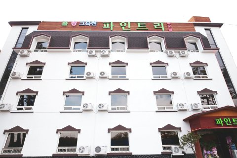 Taean (Pension Type) Pine Tree Self Check-in Motel