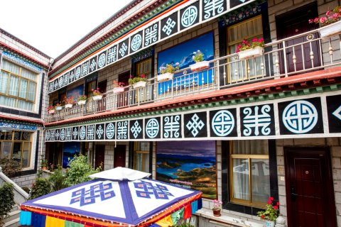 拉萨德门觅堂客栈(布达拉宫店)