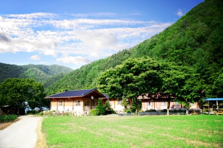 Hwangto Pension in Chuncheon Forest