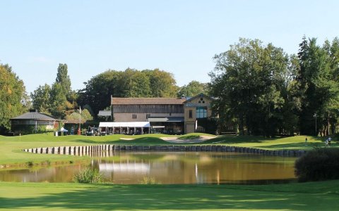 坎佩费尔霍夫高尔夫城堡酒店(Le Kempferhof Golf et Château)