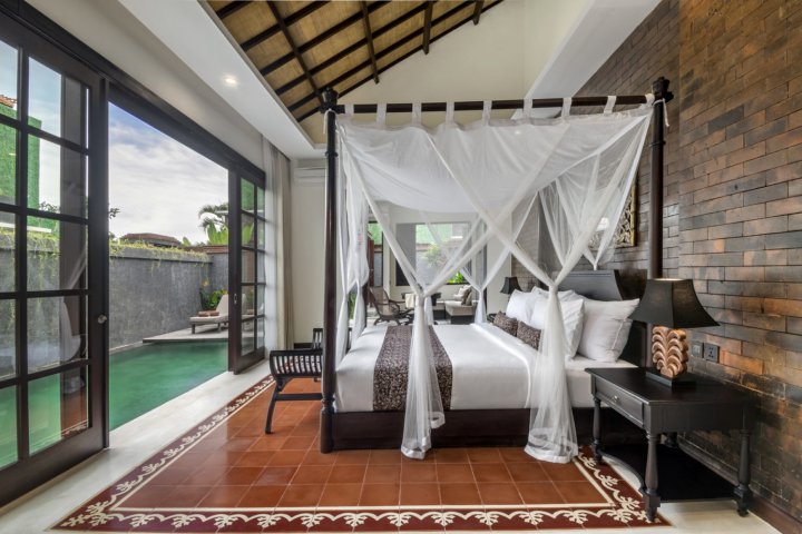 Villa Nusa Indah - 1Br Spacious Honeymoon Paradise (Floating Breakfast & Private Pool)