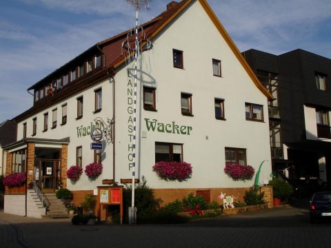 瓦克尔兰德加索夫酒店(Landgasthof Wacker)