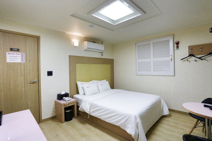 Geumjeong Cheong Motel