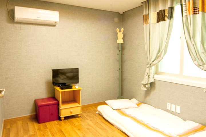 Tongyeong Semiee Guest House