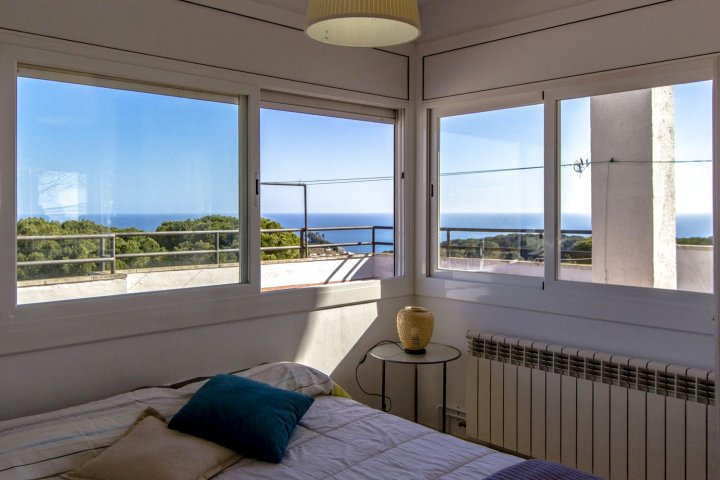 Catalunya Casas: Enjoy the Exceptional Beauty of Your Surroundings in This Vacation Paradise - Beach