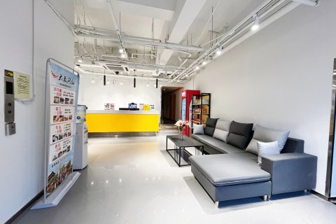 布丁严选酒店(西安回民街钟楼地铁站店)