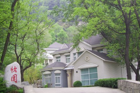 蓝田汤峪湖酒店