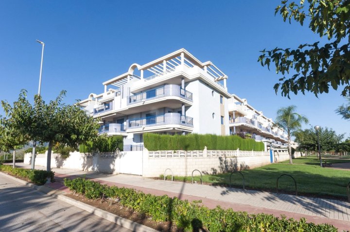 Sentimiento - Apartment with Shared Pool in Playa de Xeraco. Free WiFi
