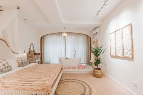 大连锦鲤·设计师民宿