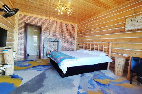 莫尔道嘎米阔鲁庄园