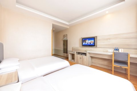 汉庭酒店(格尔木八一西路儿童公园店)