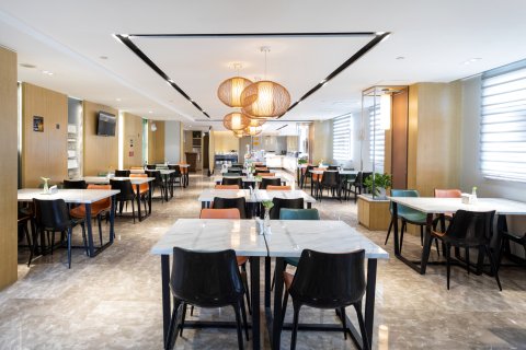 南京总统府中山东路亚朵酒店