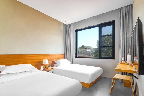 山居晓隐民宿(泰山景区红门登山口店)