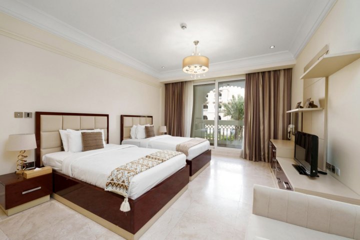 Charming Apt with Arabesque Sea View on the Palm Jumeirah