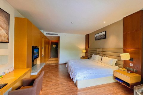 海口鸿洲埃德瑞皇家园林酒店(美兰机场店)