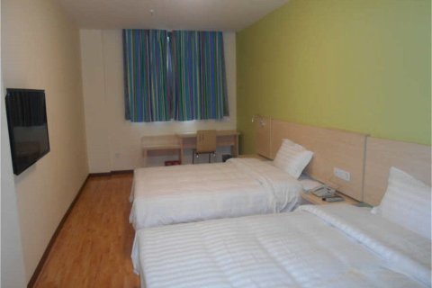 7天连锁酒店(清江画廊店)