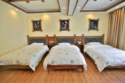 张家界忆山居客栈(武陵源东门店)