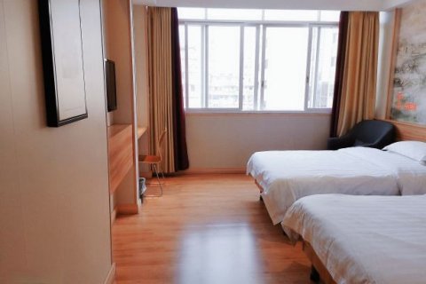 云和大酒店(潮州古城人民广场店)