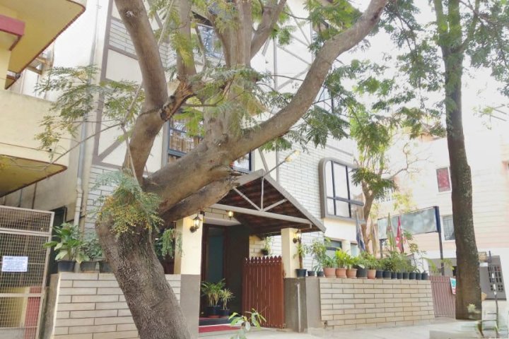 OYO 3495 哥拉曼加拉达斯套房酒店(OYO 3495 Dass Suites Koramangala)