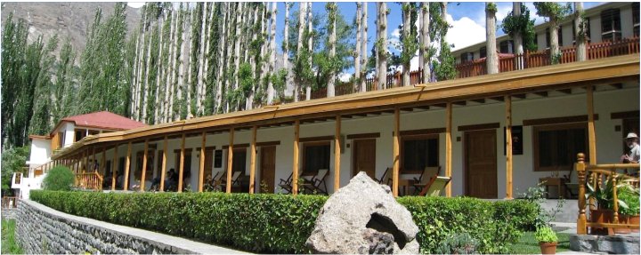 Hunza Serena Inn