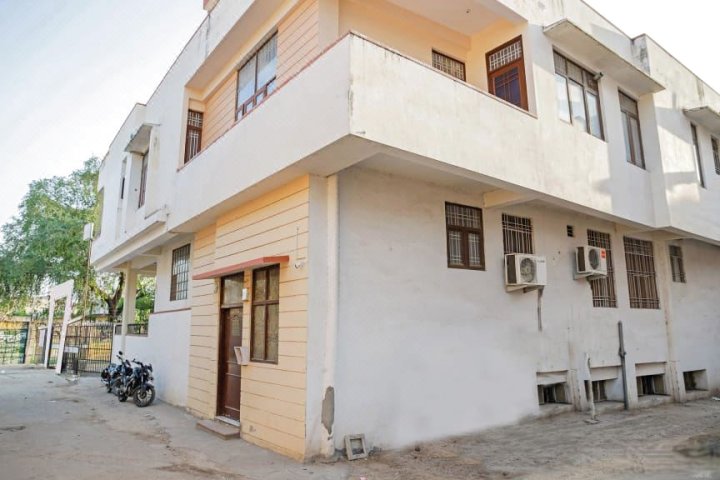 OYO 23274 马尔维亚·纳加尔 粉色城市民宿 3BHK(OYO Home 23274 Pink City 3 BHK Malviya Nagar Nagar)