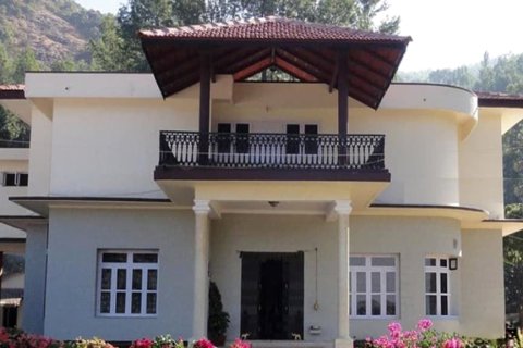 Avathi Homestay