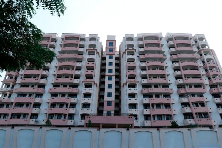 OYO 22594 Home Spacious 3BHK Nri Colony