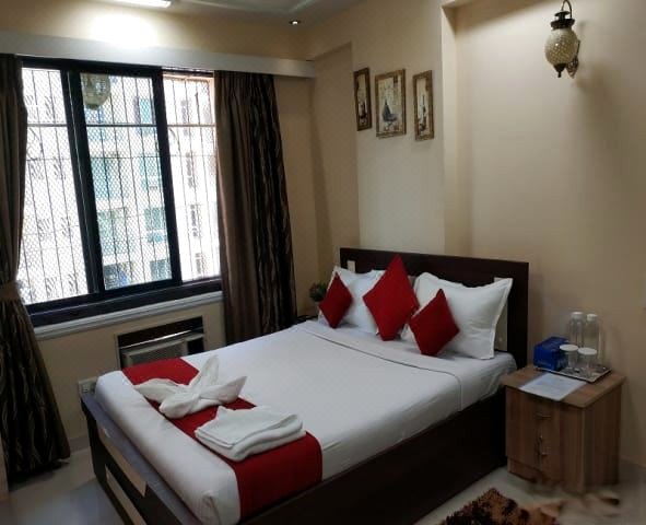 Dosti Service Apartment-3 BHK Apartment