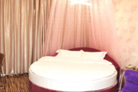 驿程连锁酒店(肥城汽车站店)