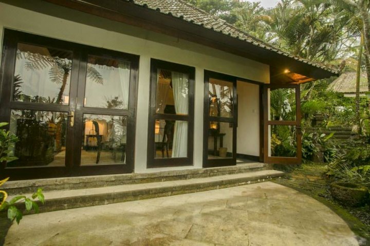 巴厘岛凯拉别墅(Kayla Bali Villa)