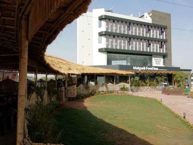 Hotel Malgudi Food Inn